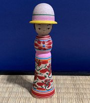 Sida Kikuhiro (志田菊宏) New Style - Traditionally pink was not commonly used on dento Kokeshi.